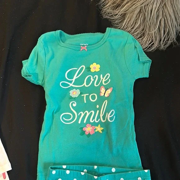 Children's Clothing Sets- Butterfly and Polka Dot Designs - Picture 2 of 8